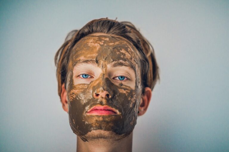 How Long to Wait Between Each Skincare Step